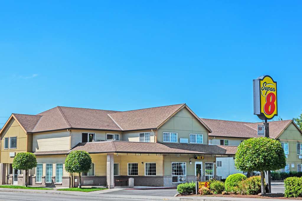 Готель Super 8 By Wyndham Gresham/Portland Area Or Екстер'єр фото